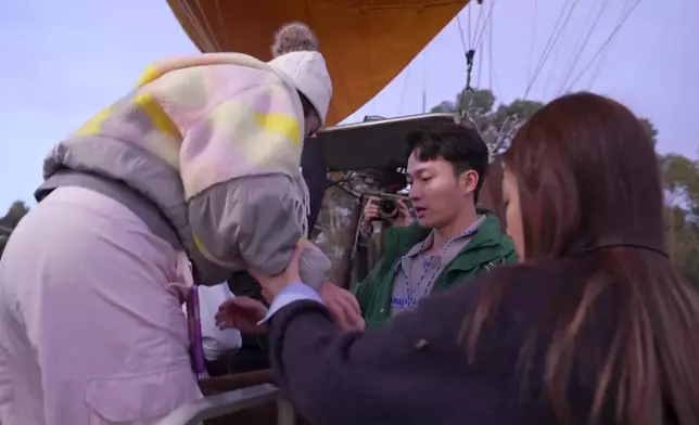 呢吓抱出抱入連環圖真係好窩心。