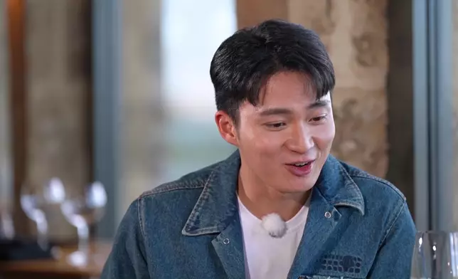 齋睇嘉洛仔嘅尷尬同迴避樣都值回票價。