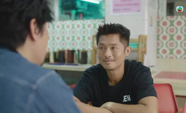 奶仔呢個表情做得好好。