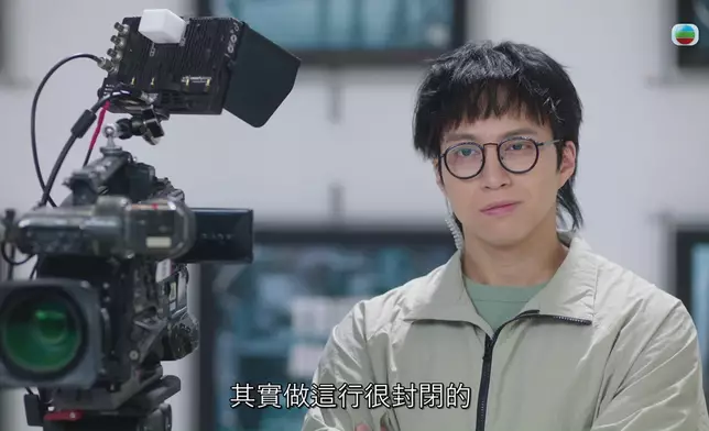 呢啲齋眼神嘅互動，都好甜蜜。