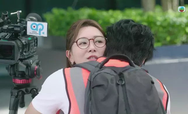 「明艷CP」之所以咁甜蜜，敏奕甜美笑容應記一功。