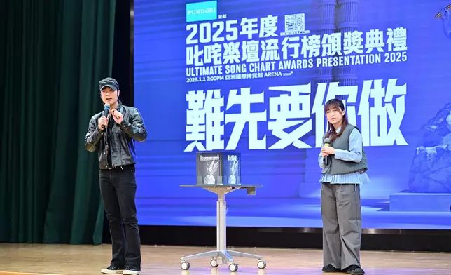 Yan Ting向在場逾350位中學生分享在成長中曾經面對的困難與克服方法。