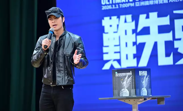 並化身「難題諮詢師」即場解答學生們的難題，鼓勵學生勇敢面對挑戰。