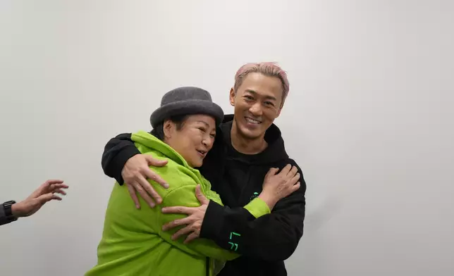 溫哥華場吸引多位圈中好友到場支持