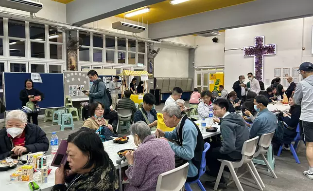 巴士的報記者攝