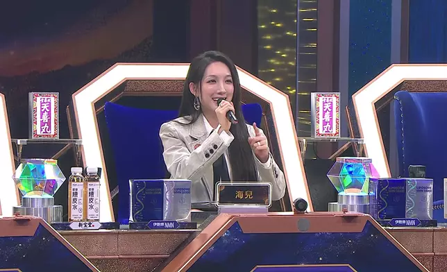 海兒認為謝昉益雖然有點緊張，但歌唱基本功還是足夠。