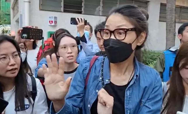 張小姐。巴士的報記者攝