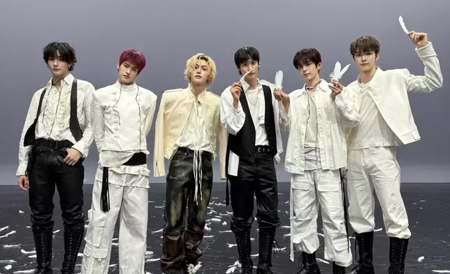 SM娛樂及旗下男團RIIZE為香港捐款共125萬港元。RIIZE官方X圖片