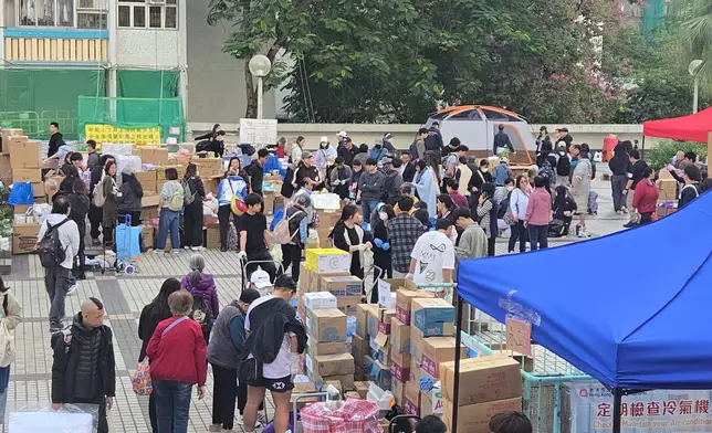 巴士的報記者攝