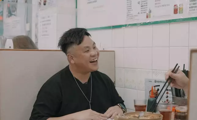 Ray當年膽粗粗找Sam哥合作炮製醬料。