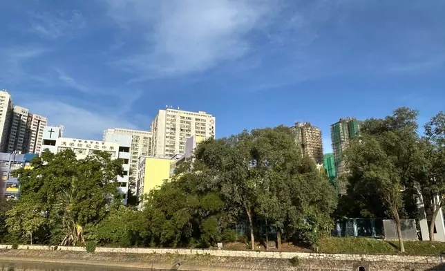 中華基督教會馮梁結紀念中學。巴士的報記者攝