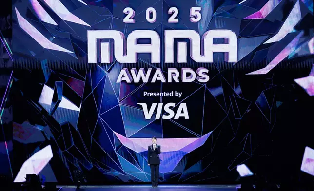 《2025 MAMA AWARDS》第二晚由金憓秀擔任司儀。CJ ENM提供圖片