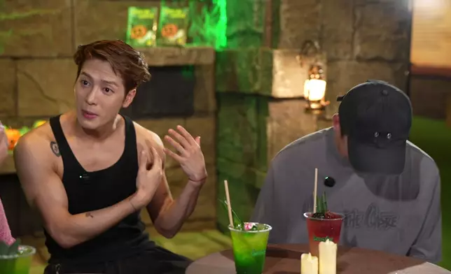 二人互動相對有趣。