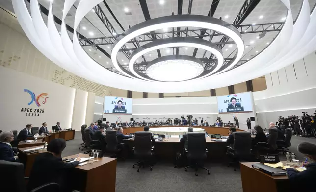 李家超在韓國出席亞太區經濟合作組織領導人非正式會議。政府新聞處圖片