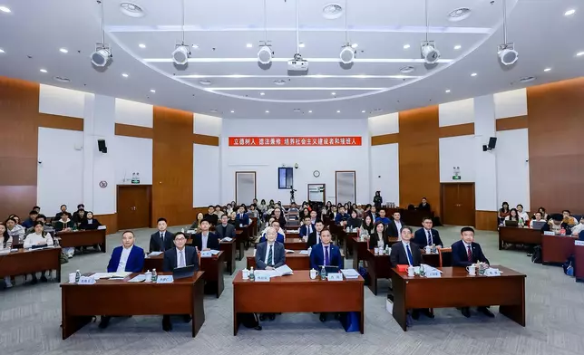 香港國際法律人才培訓學院與華東政法大學主辦的香港普通法日在華東政法大學校松江校區舉行。 政府新聞處圖片