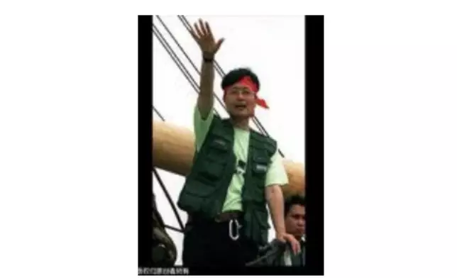 《野孩子》是以楊向杰好友-70年代曾任香港專上學生聯會會長，在1996年成為「保釣烈士」的陳毓祥為「藍本」。楊向杰供相