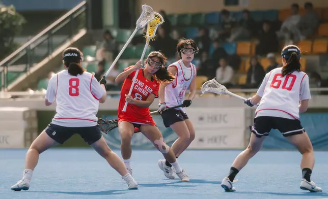 港隊代表林珈嘉面對著JLA SIXES R &amp; D SQUAD成功得分