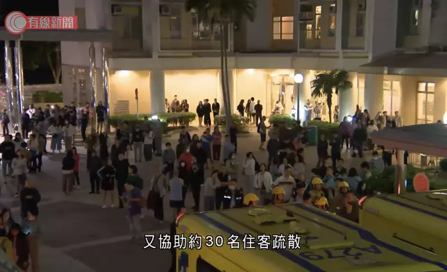 慈雲山愛榮閣單位清晨起火。有線新聞截圖