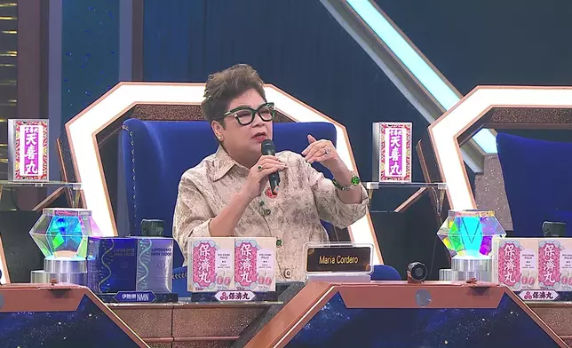 肥媽嫌魏文財唱得太肉緊，一啲都唔似歌詞咁要「輕輕的」。