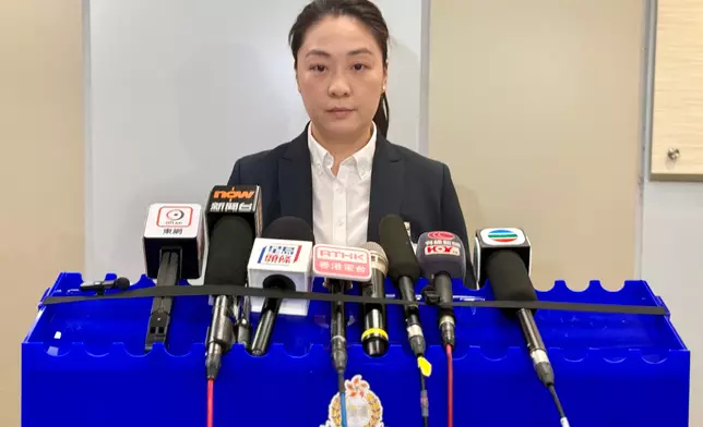 警方拘1男 ，涉屯門「謀殺」及「縱火」。