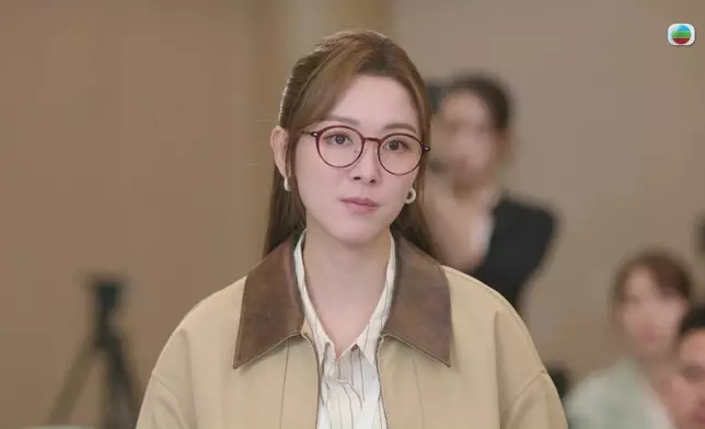 面對劉艷質問，雖然宏光大師望落有恃無恐，實際上已暗中防備。