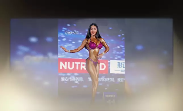 原來朱珠曾做過營養師、主播、健美小姐。