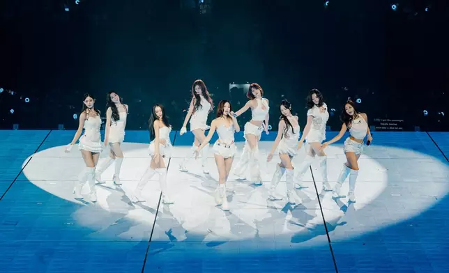 JYP娛樂表示希望這場演唱會能為大家帶來安慰與力量。Live Nation HK FB圖片