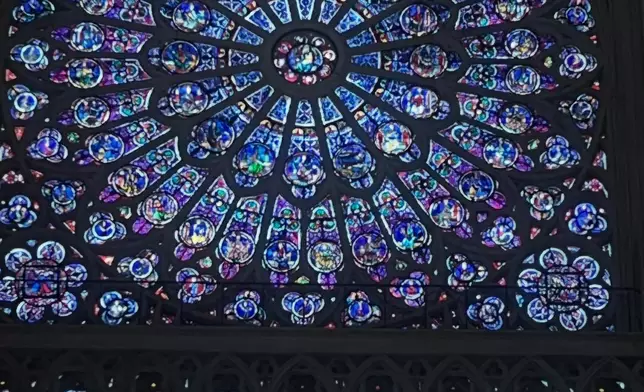 巴黎聖母院。kate.perkins1 Threads圖片