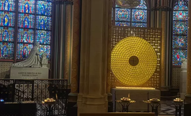 巴黎聖母院。kate.perkins1 Threads圖片