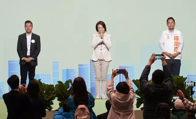 巴士的報記者攝