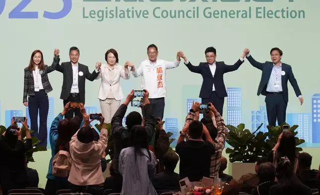 巴士的報記者攝