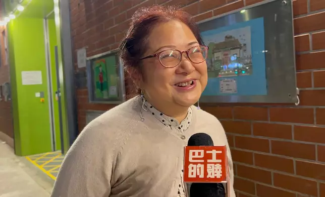 市民許小姐。巴士的報記者攝