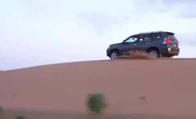 架車真係好震架，而Nicholas明顯係驚過阿姐。