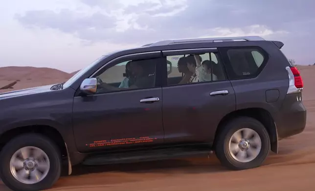 架車真係好震架，而Nicholas明顯係驚過阿姐。