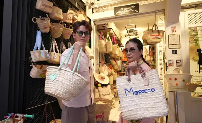 估唔到一個藤籃都可以用嚟追問戀情。