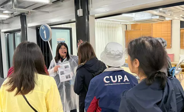 參觀過渡性房屋「新田部屋」。何永賢FB