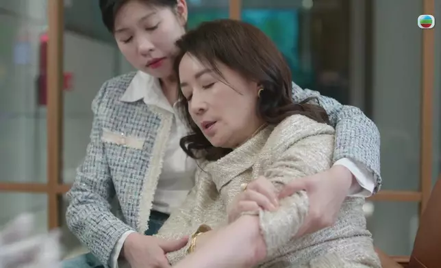 頒獎典禮病發場口。