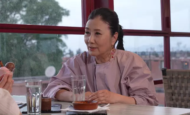 齋睇阿姐個樣，都知佢好錫阮浩棕。