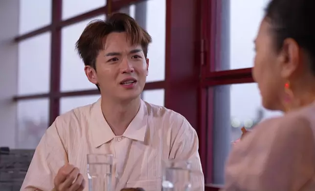 阮浩棕席間一再展示對阿姐專業精神嘅佩服。