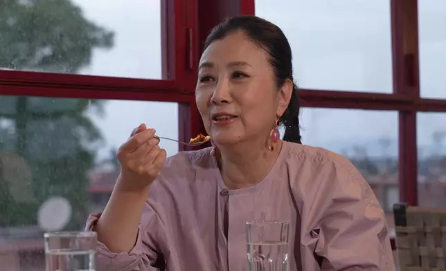 阮浩棕席間一再展示對阿姐專業精神嘅佩服。