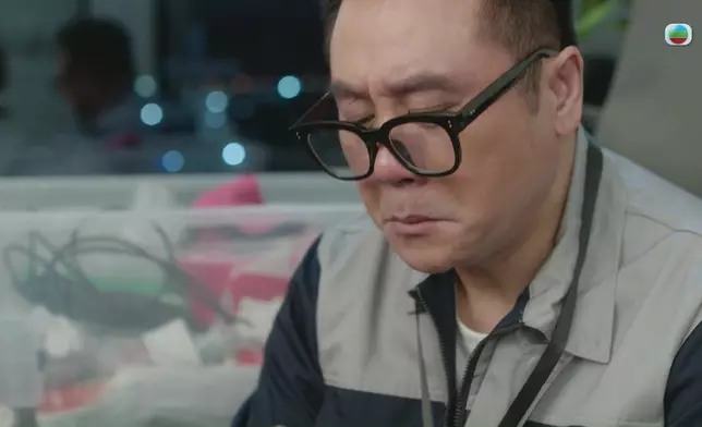 呢位智慧長者真係又有腦又Cutie，呢個場口睇到人好舒服，但又學到好多嘢。