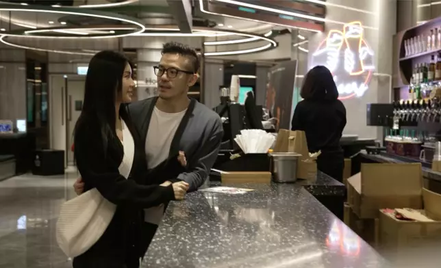 明晚（12日）《不一樣的愛情》播出的最後一集，請來沈震軒與陳欣妍（Shirley）擔任嘉賓。