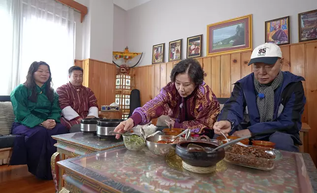 拜會嫁咗去不丹嘅香港人Lamlam。