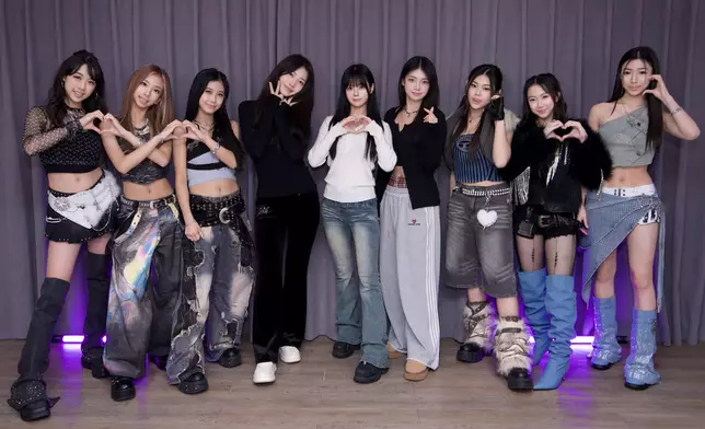 韓國K-POP女團EVERGLOW與香港新晉女團Honey Punch合體跳新歌。