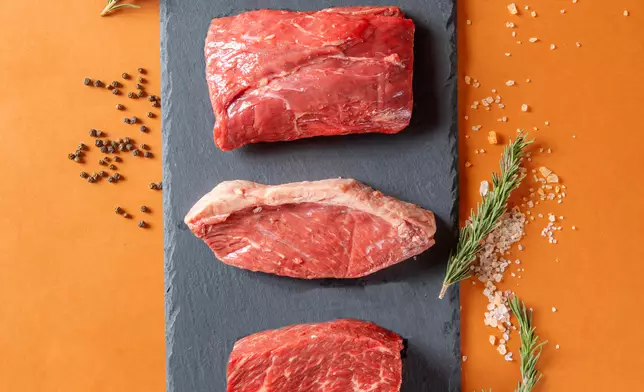 (上而下) 牛板腱、牛臂蓋肉、牛肩胛