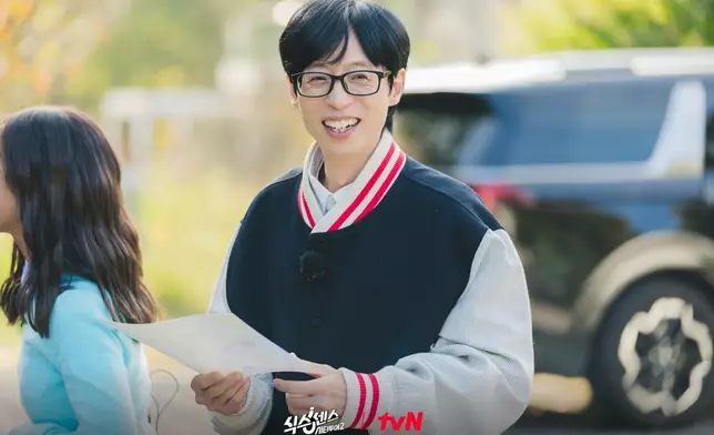 主持們與嘉賓在節目中遊走韓國市中心。 tvN官方X圖片