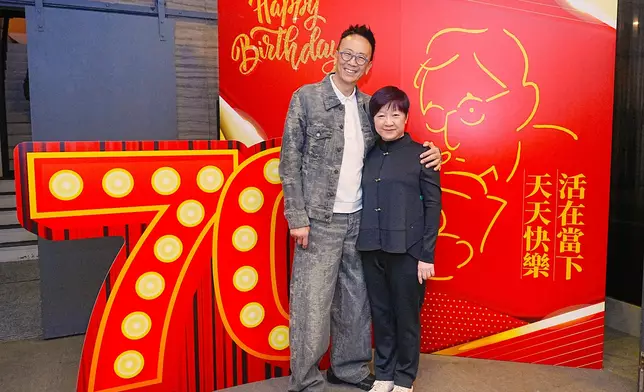 旦哥與太太盧維思（沙律）