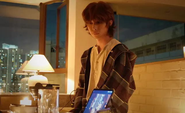 Edwin Tong推出年度第三支單曲《霧氣上的字》。