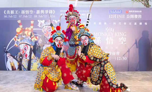 三代猴王逐一耀眼登場新聞發佈會。