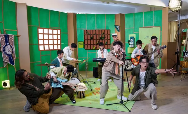 Nowhere Boys與Super Nowhere Kids